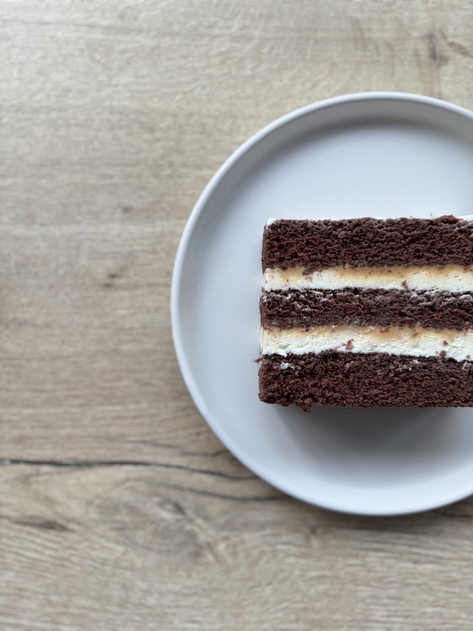 Торт Крем-чиз с карамельной начинкой