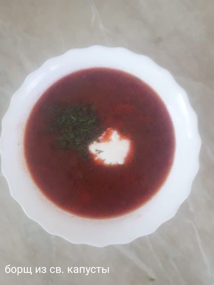 Борщ из свежей капусты с мясом
