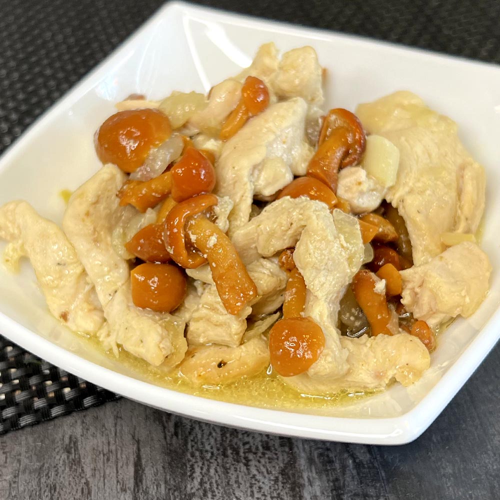 Курочка с опятами