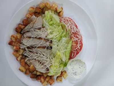 Недо Цезарь с курицей
