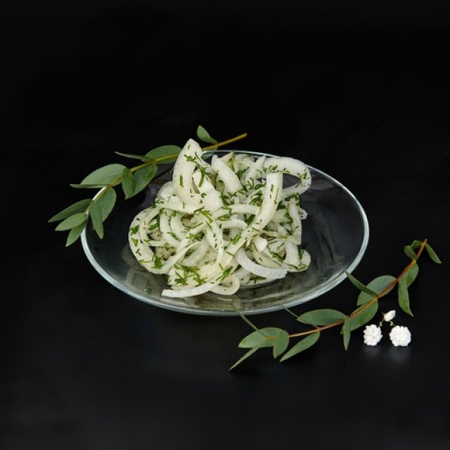 Лук маринованный