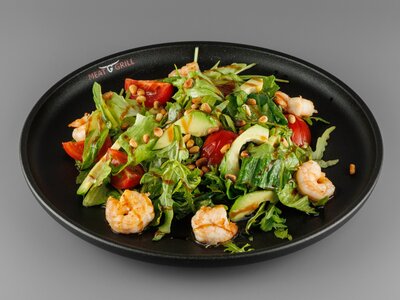 Салат с руколой и креветками