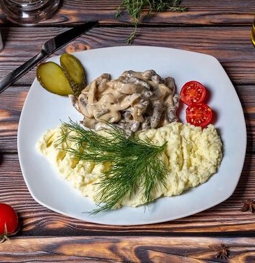 Бефстроганов