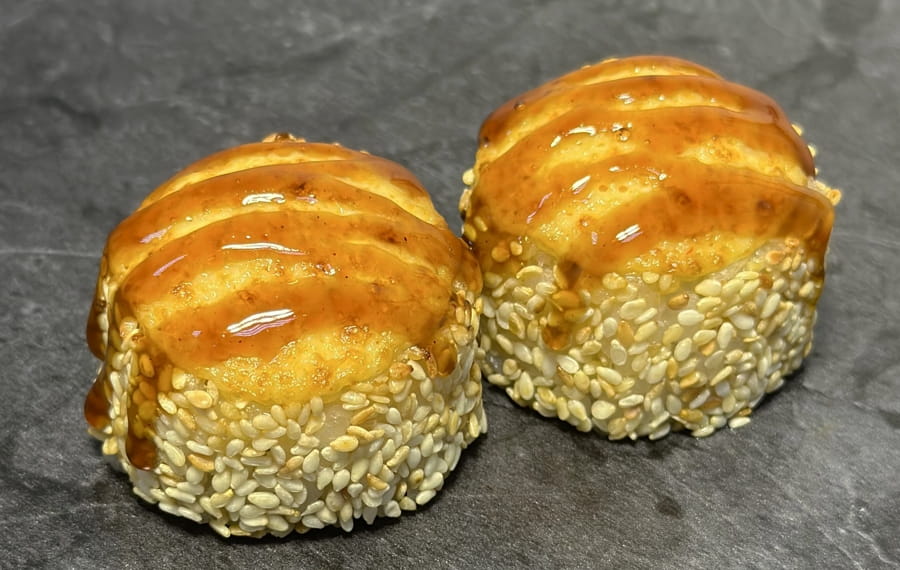 Ролл с тартаром из тунца