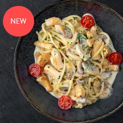 Паста с курицей и грибами