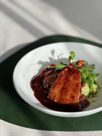 Индейка со спаржей, брокколи