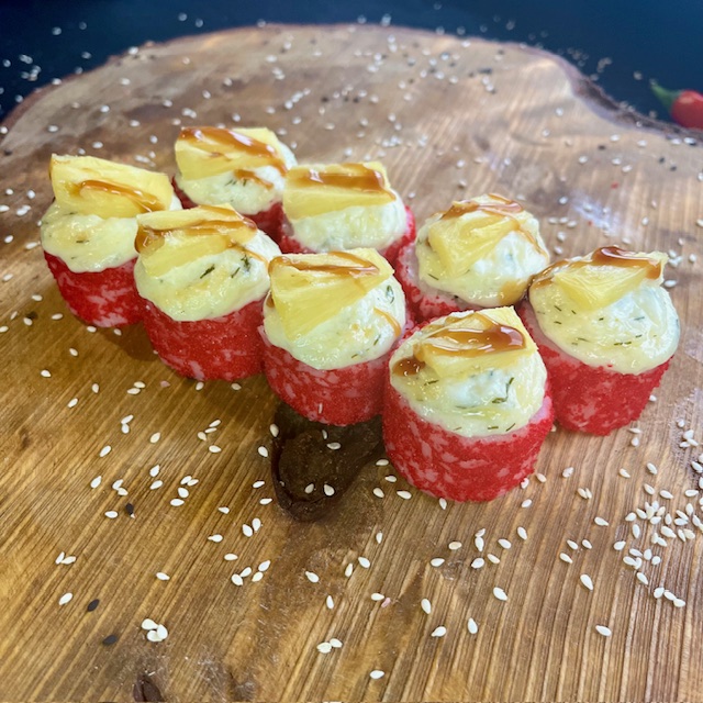 Зап. ролл с копченой курицей и анансом