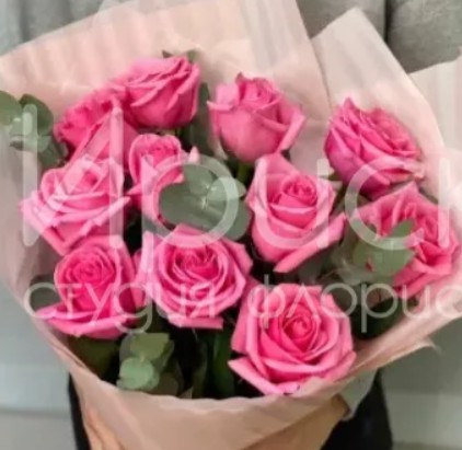Букет из 11 розовых роз