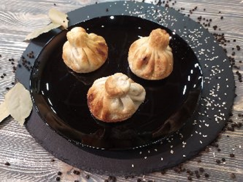 Жареные Хинкали с сыром сулугуни