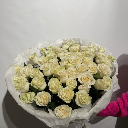 Розы белые «Белоснежка»