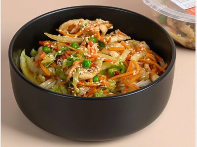 Вок с курицей