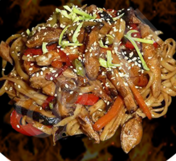 Острая лапша рисовая с овощами