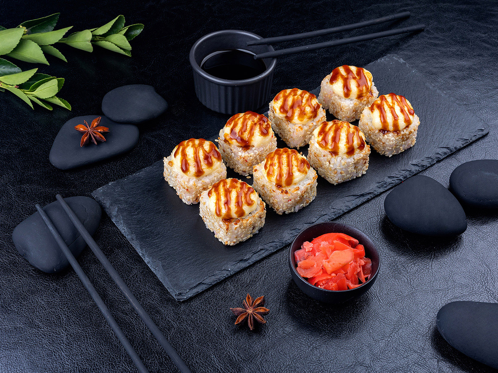 Запечённый ролл Филадельфия Хот