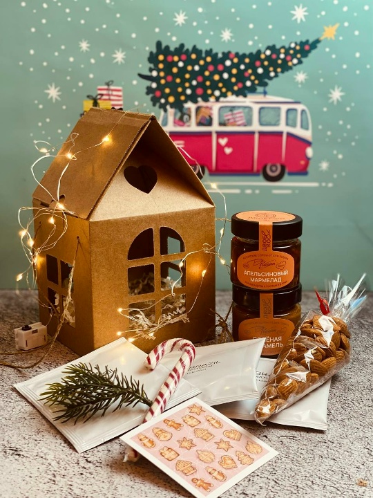 Новогодний подарок "Домик с кофе"