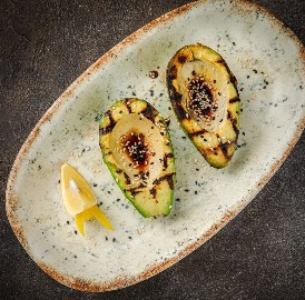 Авокадо на гриле / Grilled avocado