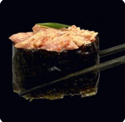 Суши магуро спайси