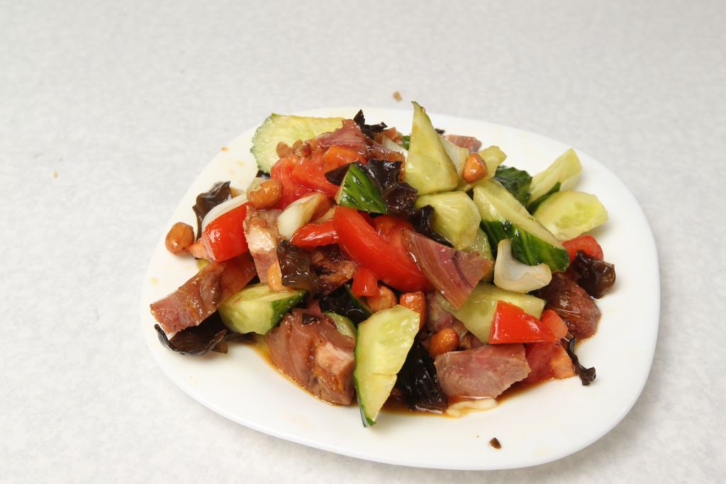 Мясо-овощной салат