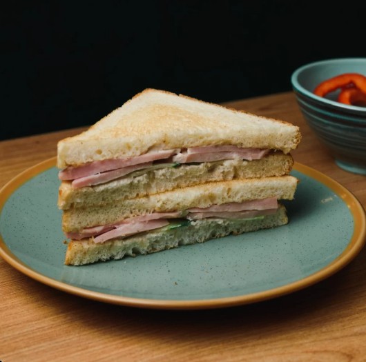Сэндвич с Ветчиной