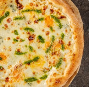 Пицца 4 сыра с песто / 4 cheese pizza with pesto