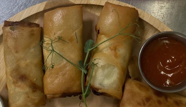 Рулетики бюргерские с мясными деликатесами