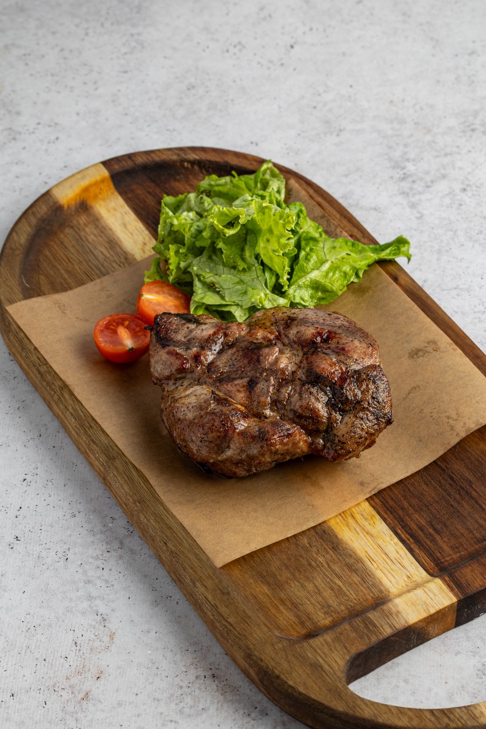 Сытный стейк из свинины BBQ