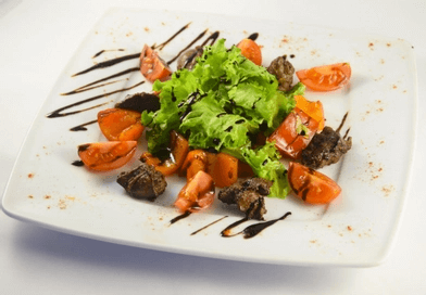 Итальянский салат с куриной печенью