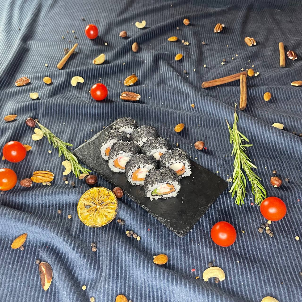 Black ролл / 210гр