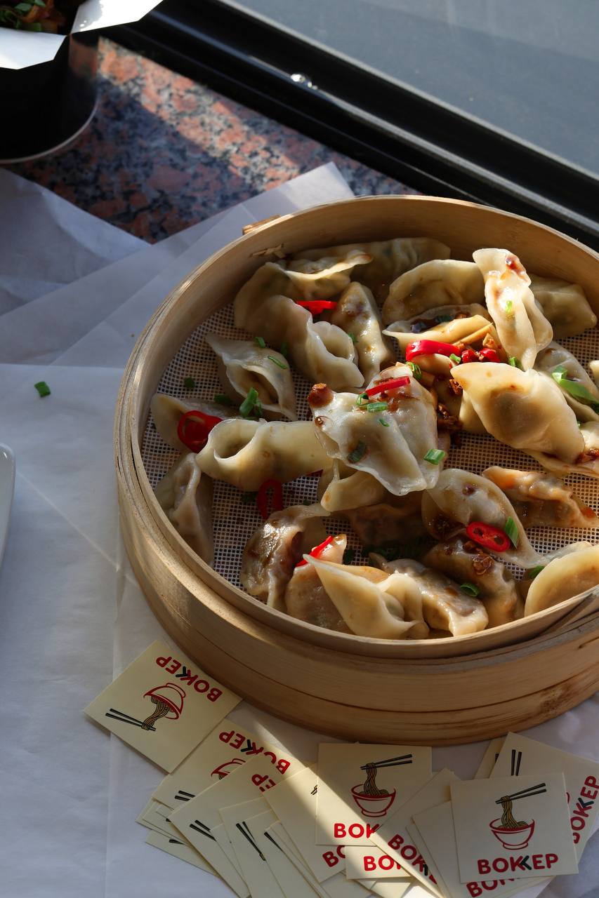 Цзяоцзы с курицей и черемшой