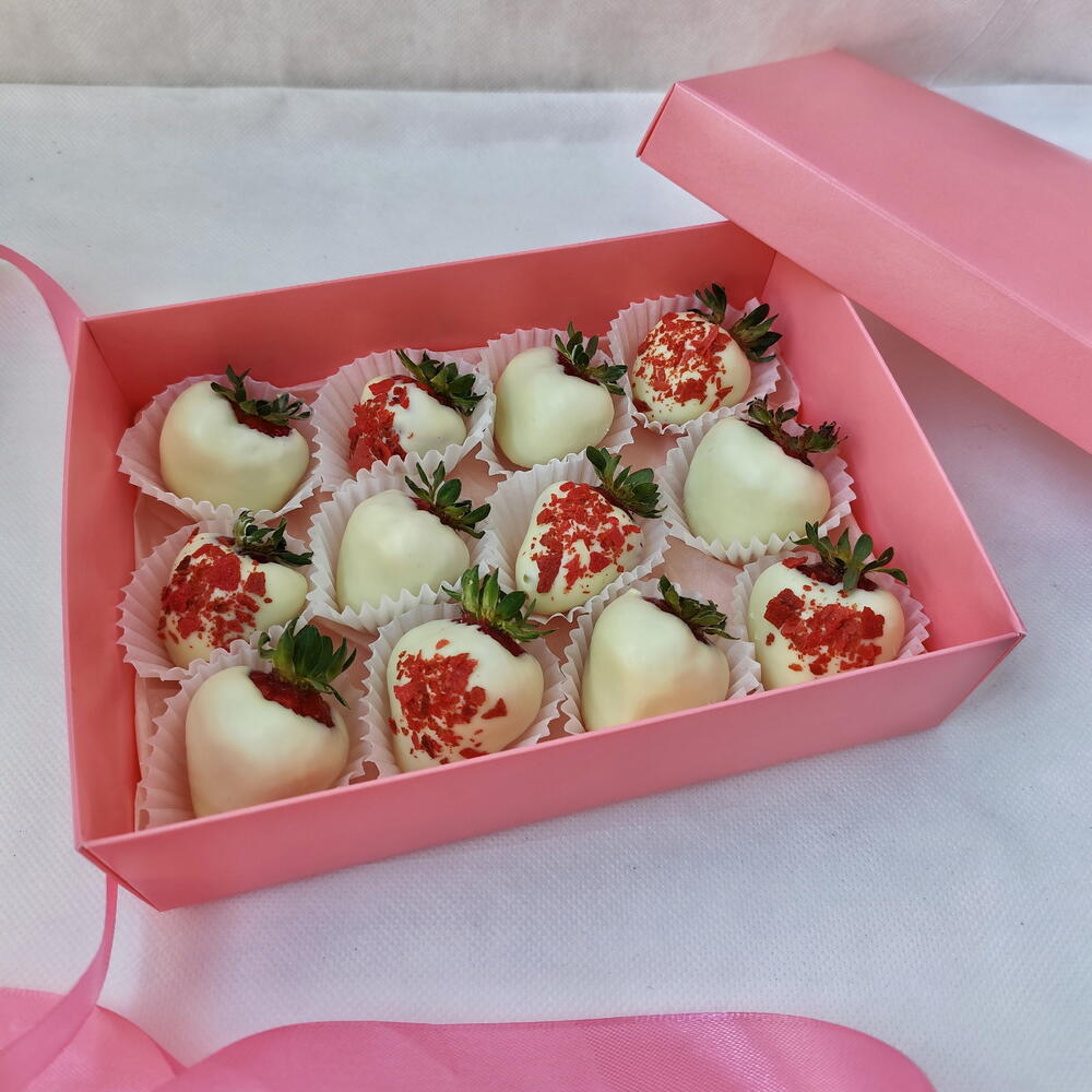 Клубника в белом шоколаде, набор 12шт