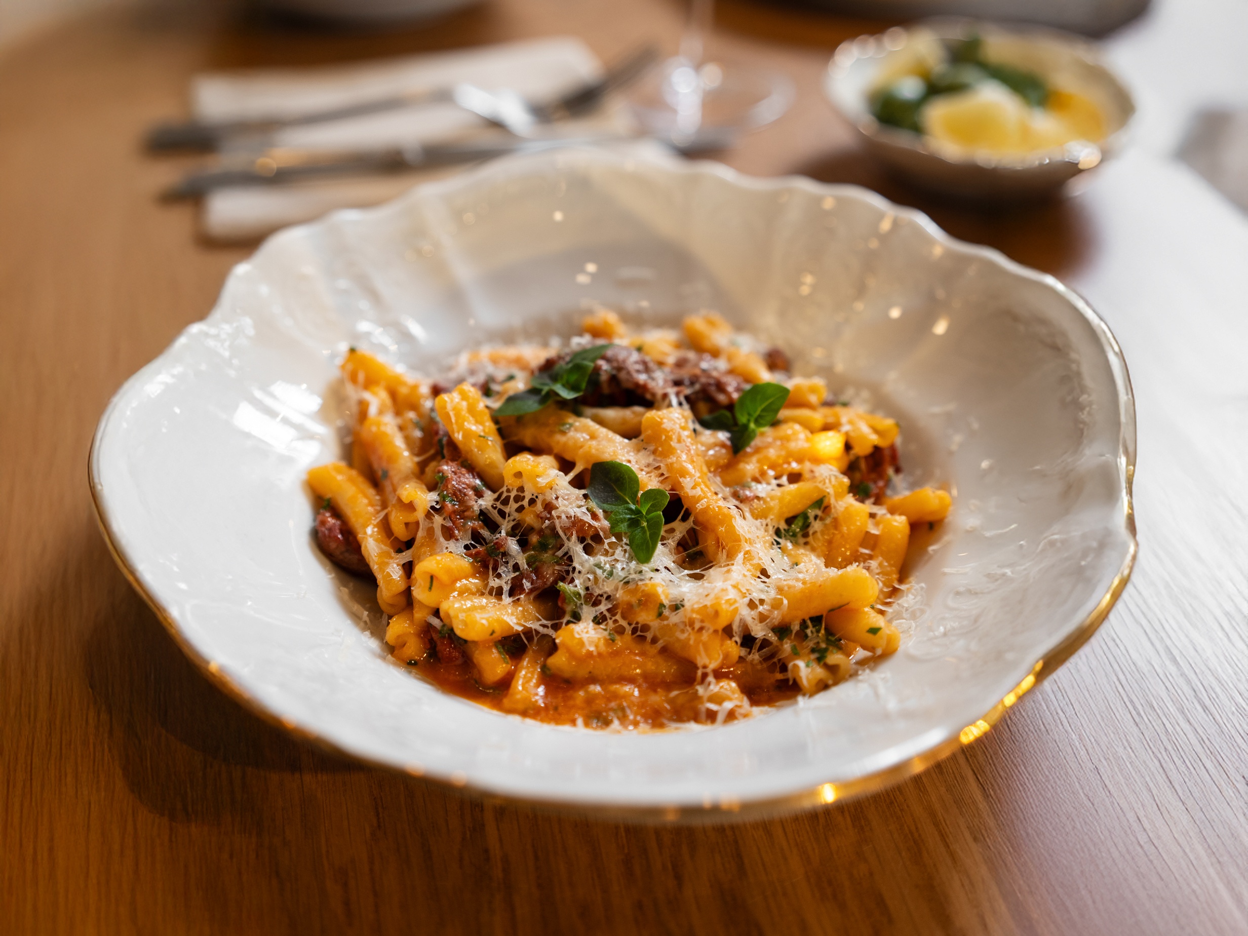 Казаречче с говядиной с пармезаном