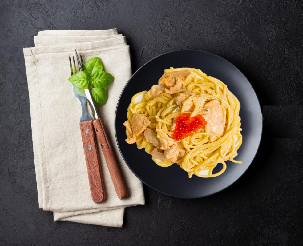 Паста с лососем Феттуччине