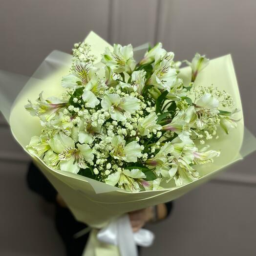 Букет из стойких альстромерий