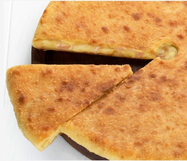 Осетинский пирог с сыр.и ветч.