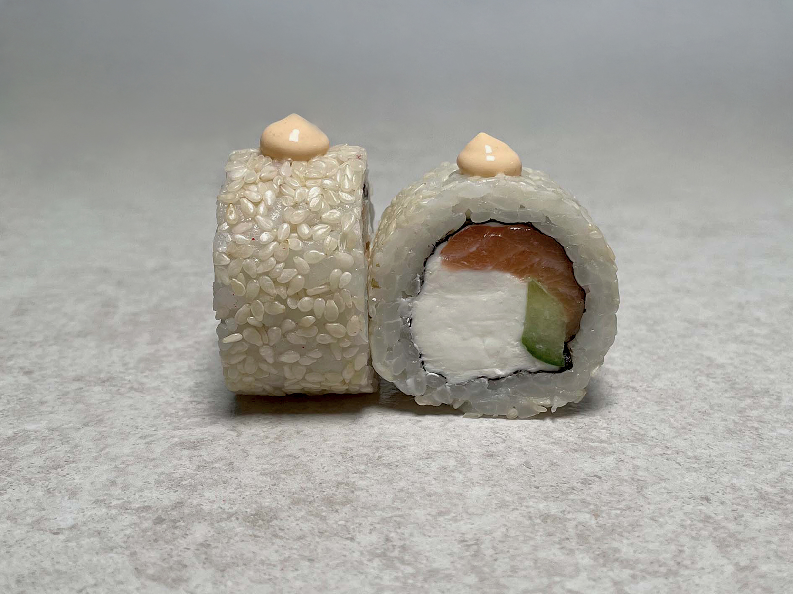 Лосось в кунжуте