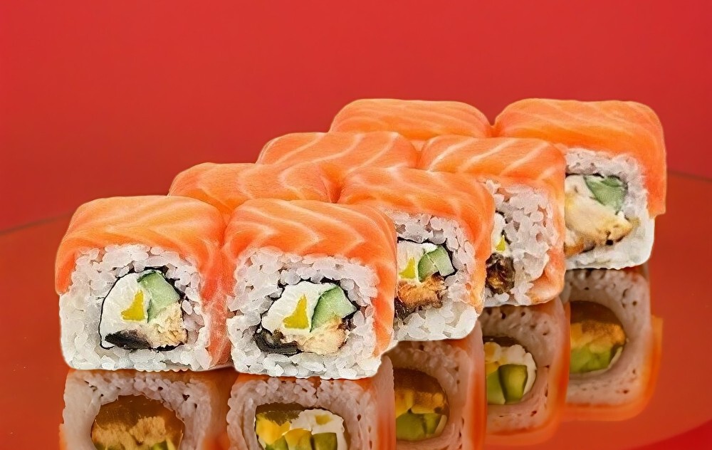 Ролл Филадельфия с угрем