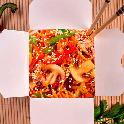 Wok Вегетарианский с яичной лапшой и терияки