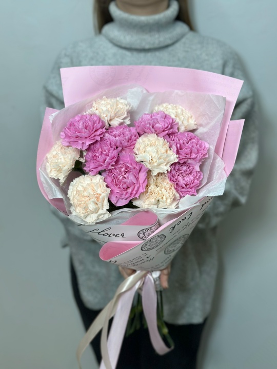 Нежный букет из гвоздик «Диантус микс»