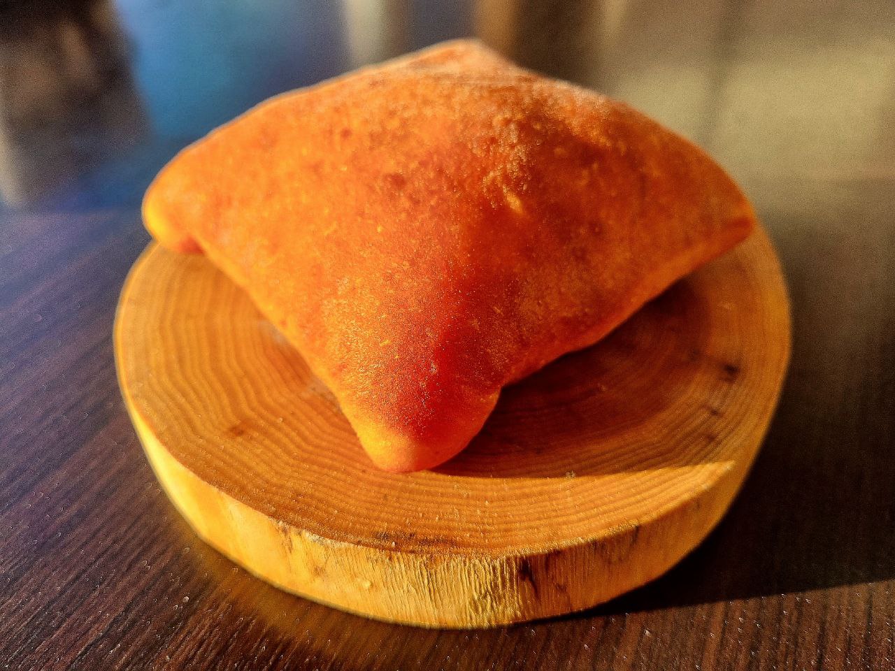 Пирожок жареный лук-яйцо