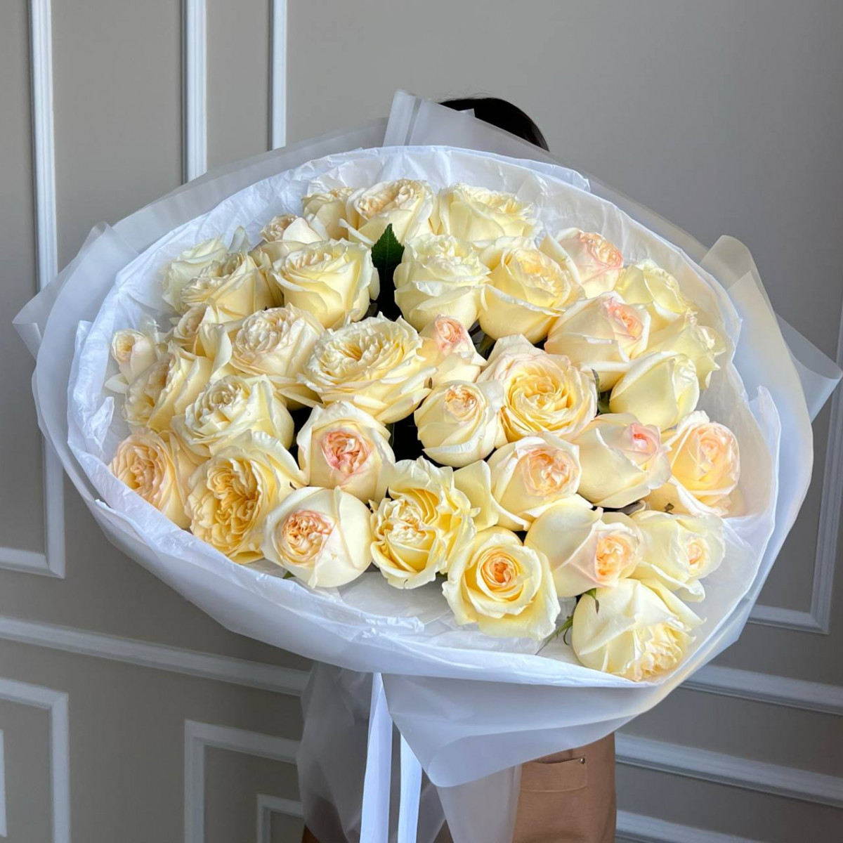 Моно букет из 35 эквадорской розы (предзаказ)