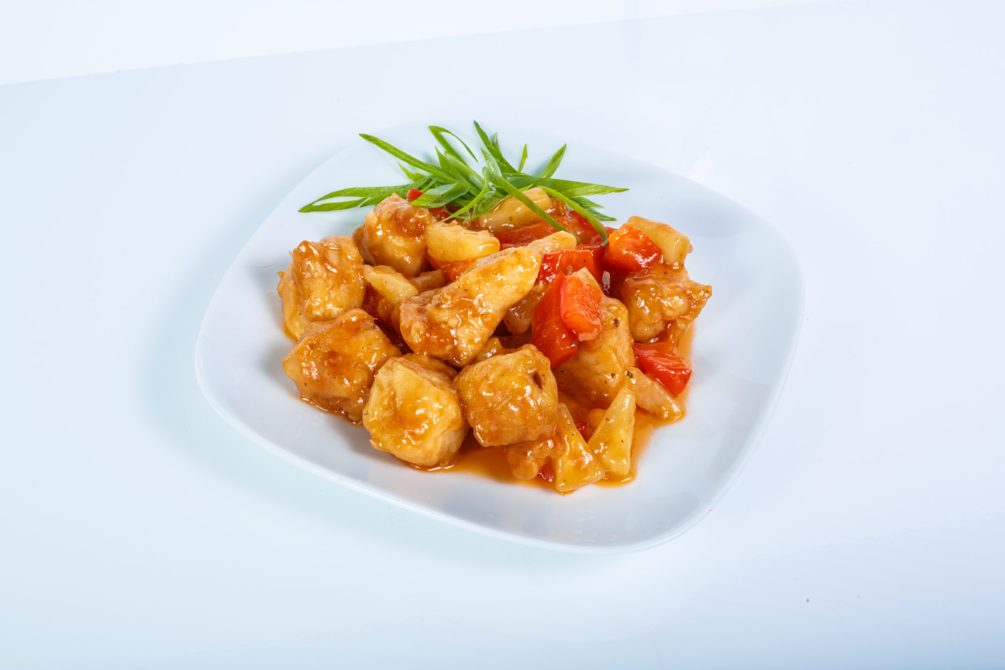 Курица с ананасами