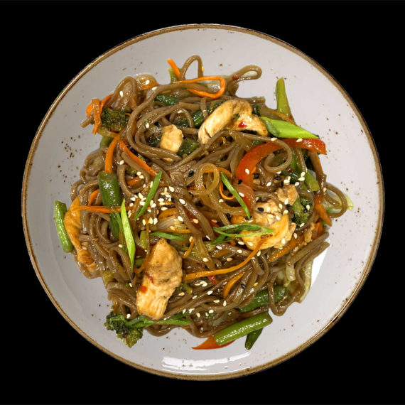 Wok с курицей гречневая