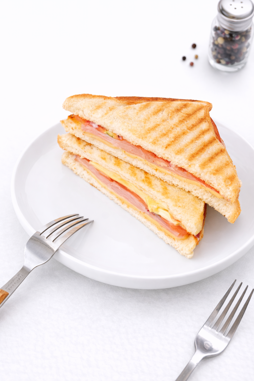 Сэндвич с ветчиной