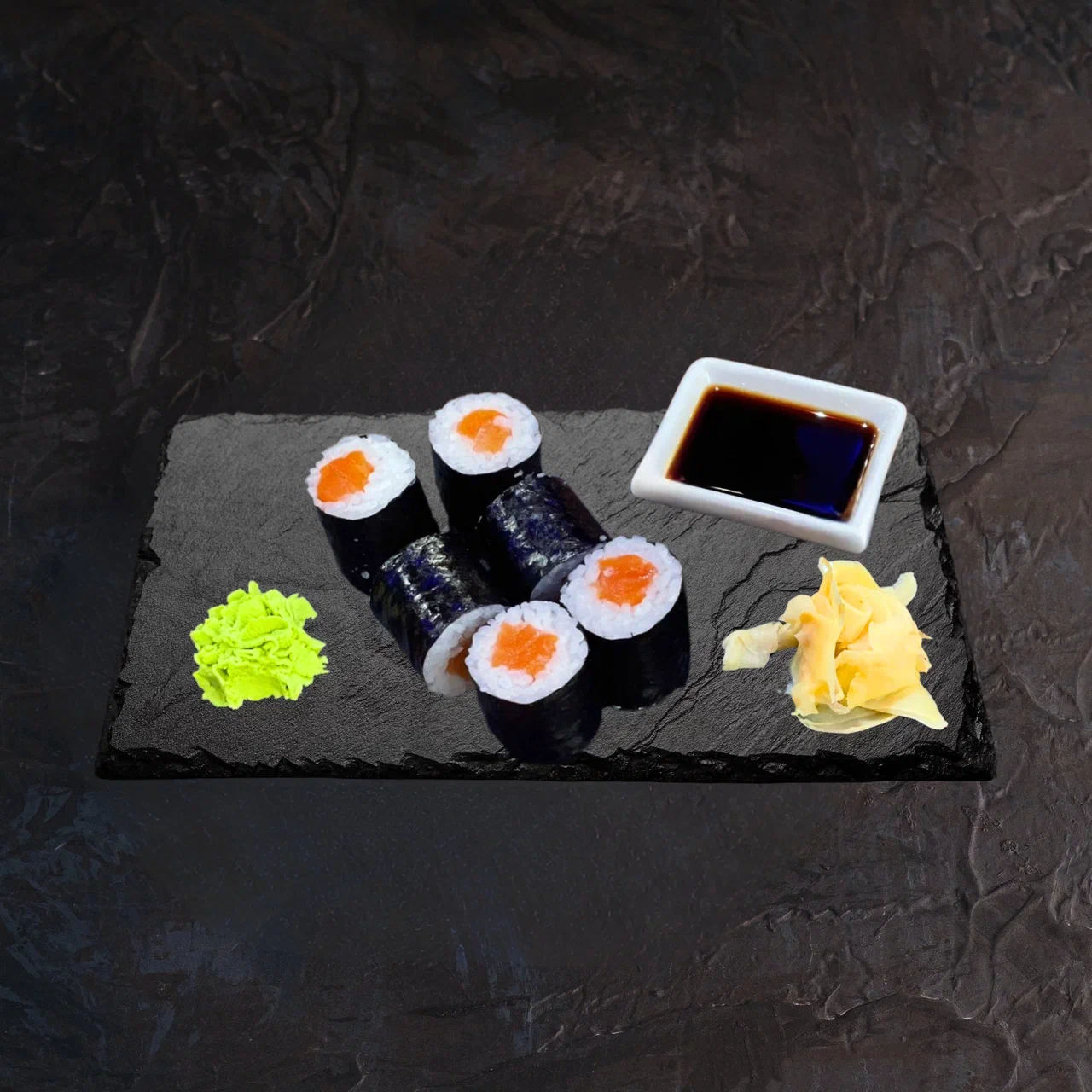 Ролл с лососем