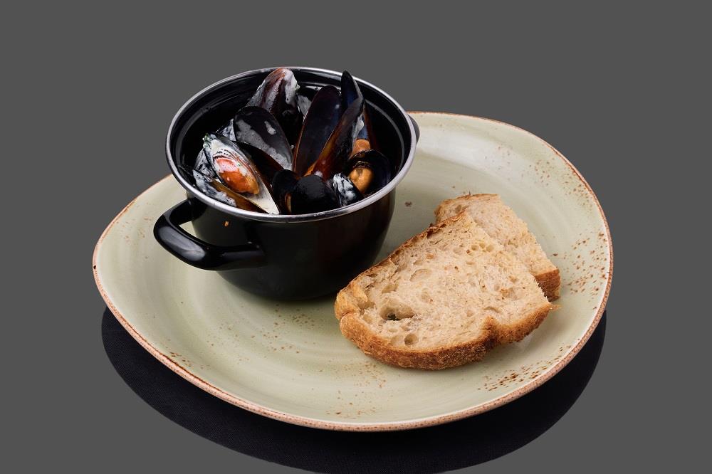 Мидии в соусе Дор-блю