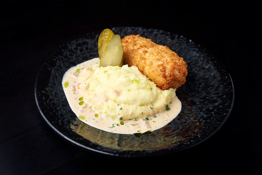 Котлета по-киевски с картофельным пюре