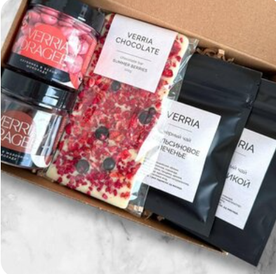 Подарочный бокс M №9