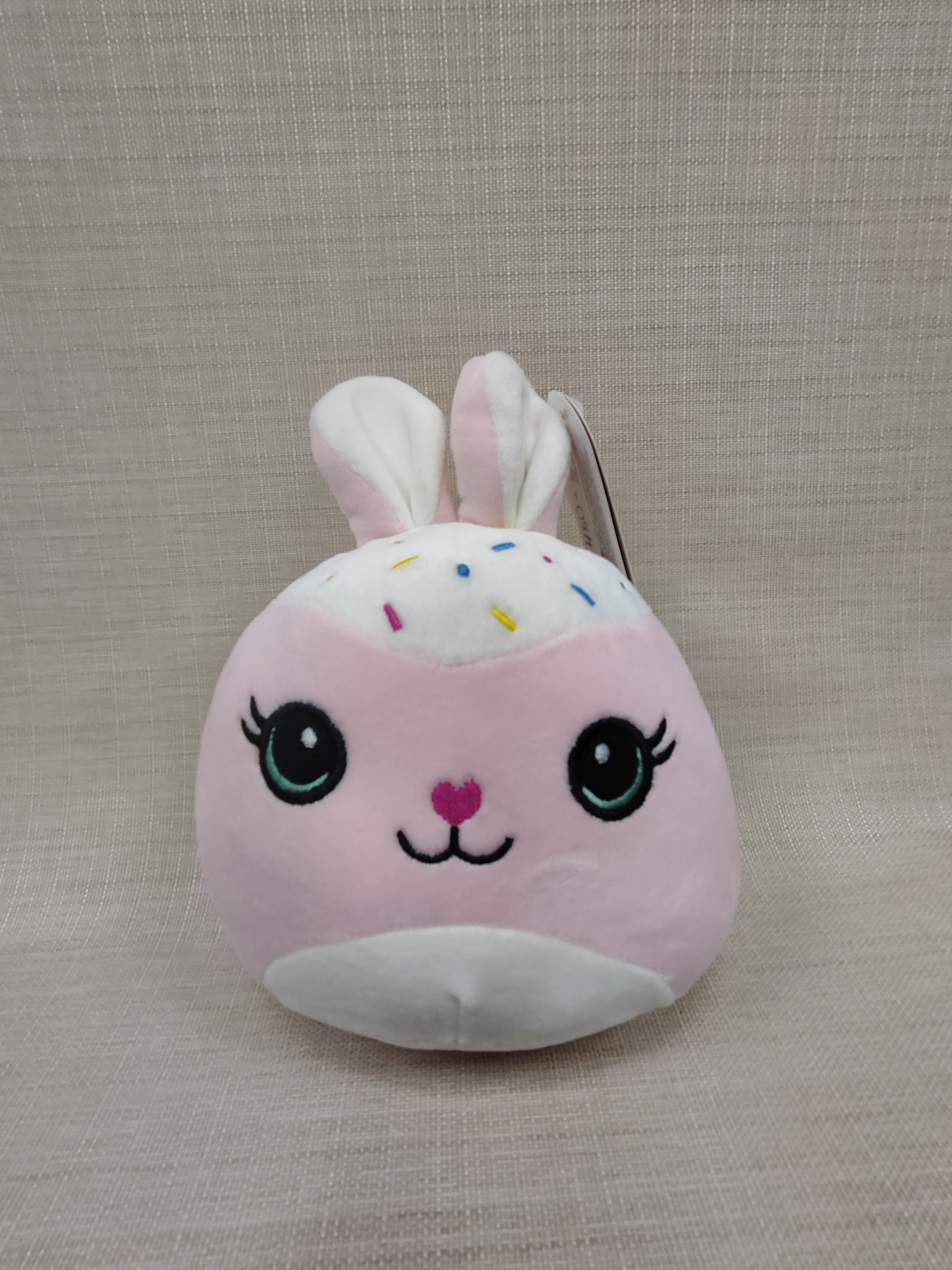 Зайчик розовый круглый 