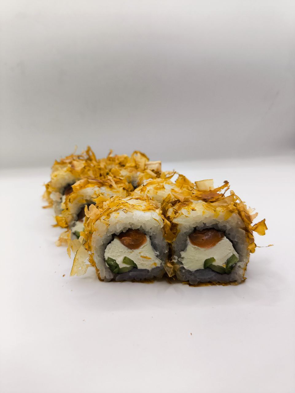 Бонито с лососем