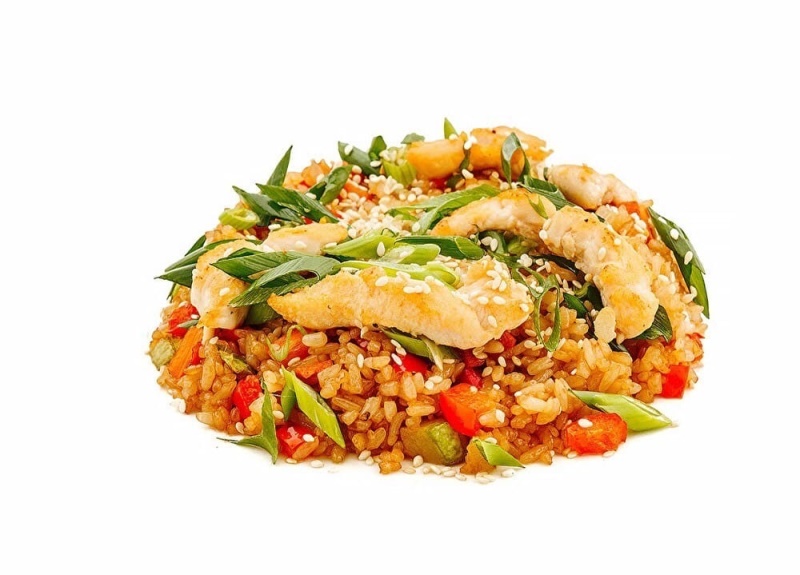 Рис к курицей и овощами