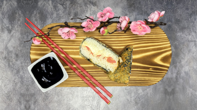 Онигири темпура-тунец (соус грибной)